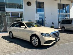 Gebraucht 2018 Mercedes E200 Kombi | 6.600 €