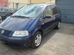 Blau Gebraucht 2002 VW Sharan Highline Van / Kleinbus | 2.300 € (Fairer Preis)