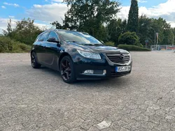 Schwarz Gebraucht 2012 Opel Insignia Kombi | 5.900 € (Teuer)