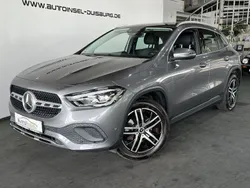 Mountaingrau Gebraucht 2020 Mercedes GLA200 SUV | 27.850 € (Fairer Preis)