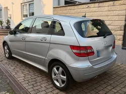 Silber Gebraucht 2007 Mercedes B200 Van / Kleinbus | 2.500 € (Guter Preis)