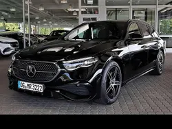 Unilack schwarz Gebraucht 2025 Mercedes E220 AMG Kombi | 65.590 €