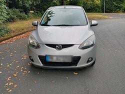 Silber Gebraucht 2009 Mazda 2 Kleinwagen | 3.800 € (Fairer Preis)