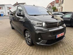 Grau Gebraucht 2024 Citroën Spacetourer Van / Kleinbus | 33.900 € (Fairer Preis)