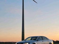 Silber Gebraucht 2003 Audi A8 Limousine | 5.000 € (Teuer)