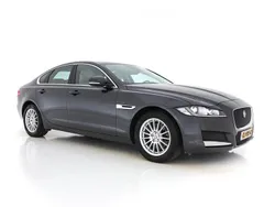 Grau Gebraucht 2016 Jaguar XF Business Edition Limousine | 11.445 € (Teuer)