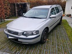 Silber Gebraucht 2003 Volvo V70 Kombi | 1.650 € (Superpreis)