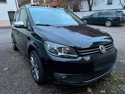 Schwarz Gebraucht 2012 VW Touran Van / Kleinbus | 3.900 € (Superpreis)