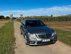Grau Gebraucht 2010 Mercedes E350 Avantgarde Kombi | 8.490 € (Etwas zu teuer)