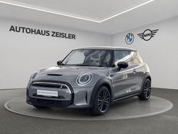 Moonwalk grey Gebraucht 2022 Mini Cooper SE Hatch Kleinwagen | 21.220 € (Etwas zu teuer)