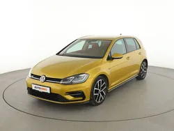 Gelb Gebraucht 2017 VW Golf VII Highline Limousine | 17.260 € (Fairer Preis)