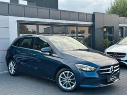 Blau Gebraucht 2019 Mercedes B220 Van / Kleinbus | 21.890 € (Fairer Preis)