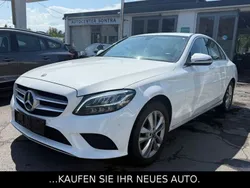 Weiß Gebraucht 2019 Mercedes C200 Limousine | 26.490 € (Fairer Preis)