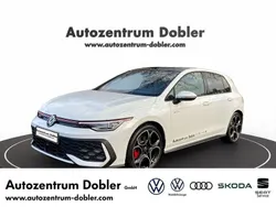 Weiß Gebraucht 2024 VW Golf VIII GTI Kleinwagen | 44.770 € (Fairer Preis)