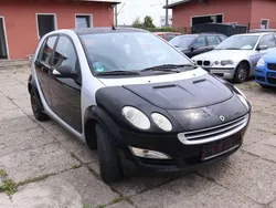 Tridionsicherheit in silber Gebraucht 2004 Smart ForFour Basis Kleinwagen | 999 € (Fairer Preis)