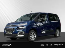 Blau Gebraucht 2023 Citroën Berlingo Feel Van / Kleinbus | 24.490 € (Fairer Preis)