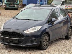 Blau Gebraucht 2016 Ford Fiesta Trend Limousine | 3.290 € (Superpreis)