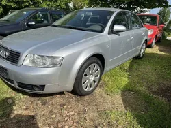 Silber Gebraucht 2004 Audi A4 Limousine | 3.890 € (Teuer)