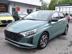 Grün Neu 2025 Hyundai i20 Limousine | 22.890 € (Fairer Preis)