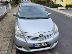 Gebraucht 2011 Toyota Verso Edition Van / Kleinbus | 2.500 € (Superpreis)