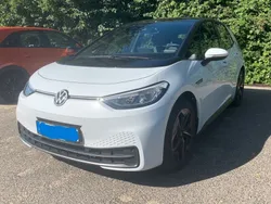 Weiß Gebraucht 2020 VW ID.3 Pro Performance Kleinwagen | 22.000 € (Etwas zu teuer)