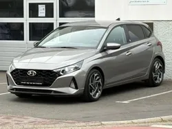 Grau Gebraucht 2022 Hyundai i20 Edition 30+ Limousine | 16.950 € (Fairer Preis)