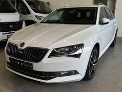 Weiß Gebraucht 2017 Skoda Superb Style Kombi | 13.999 € (Fairer Preis)