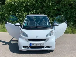 Weiß Gebraucht 2011 Smart ForTwo Cabrio Cabrio | 6.400 € (Fairer Preis)
