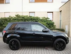 Schwarz Gebraucht 2010 Suzuki Grand Vitara SUV | 9.500 € (Fairer Preis)