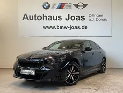 M carbonschwarz Gebraucht 2024 BMW i5 M Sport Limousine | 69.900 € (Guter Preis)