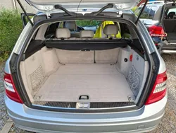 Silber Gebraucht 2010 Mercedes C200 Limousine | 5.500 € (Fairer Preis)