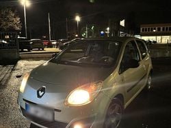Grün Gebraucht 2008 Renault Twingo Authentique Kleinwagen | 1.600 € (Fairer Preis)