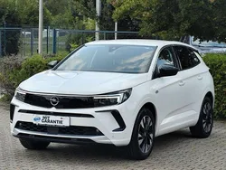 Weiß Gebraucht 2023 Opel Grandland X Elegance SUV | 24.990 € (Etwas zu teuer)