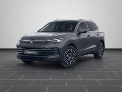 Delfingrau metallic (metallic) Gebraucht 2025 VW Tiguan Elegance SUV | 44.480 € (Fairer Preis)
