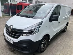Weiß Gebraucht 2020 Renault Trafic Komfort Van | 15.970 € (Superpreis)