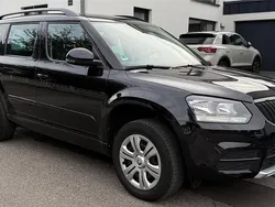 Schwarz Gebraucht 2015 Skoda Yeti SUV | 10.500 € (Fairer Preis)