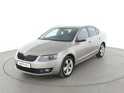 Grau Gebraucht 2014 Skoda Octavia Elegance Limousine | 10.870 € (Fairer Preis)
