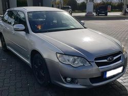 Silber Gebraucht 2008 Subaru Legacy Kombi | 2.250 €