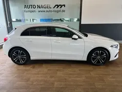 Polarweiß Gebraucht 2024 Mercedes A180 Progressive Limousine | 29.586 € (Fairer Preis)