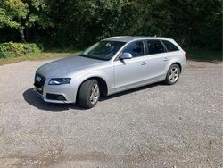 Grau Gebraucht 2009 Audi A4 Kombi | 6.400 € (Guter Preis)