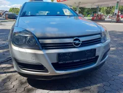 Grau Gebraucht 2006 Opel Astra Sport Limousine | 2.000 € (Fairer Preis)