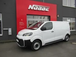 Weiß (ice white) Neu 2024 Toyota Proace Van | 33.990 €