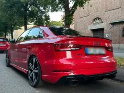 Rot Gebraucht 2020 Audi RS3 Premium Kleinwagen | 47.000 € (Fairer Preis)