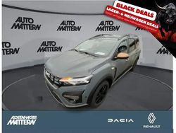 Grau Gebraucht 2024 Dacia Jogger Extreme Van / Kleinbus | 26.989 € (Etwas zu teuer)
