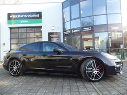 Tiefschwarz (metallic) Gebraucht 2021 Porsche Panamera GTS Limousine | 81.800 € (Superpreis)