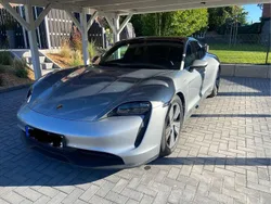 Silber Gebraucht 2020 Porsche Taycan 4S Performance Package Limousine | 61.500 € (Guter Preis)
