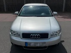 Silber Gebraucht 2002 Audi A4 Limousine | 1.890 € (Fairer Preis)