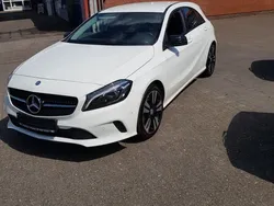 Weiß Gebraucht 2016 Mercedes A180 Urban Limousine | 14.490 € (Fairer Preis)