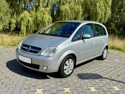 Silber Gebraucht 2004 Opel Meriva Van / Kleinbus | 2.900 € (Fairer Preis)