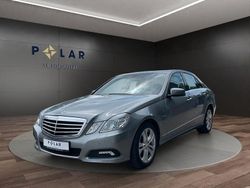 Silber Gebraucht 2010 Mercedes E220 Limousine | 17.990 € (Teuer)